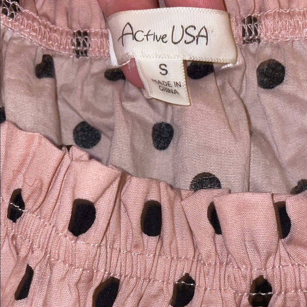 Pink & Black Polka Dot Blouse 🎀🖤 - Picture 4 of 10